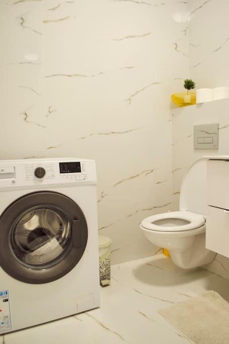Appartamento 3 Dream Apartmant 3+Parcare Gratuita Gran Varadino Esterno foto